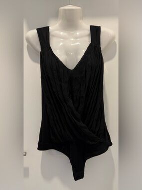 Eva Mendes Black Pleated V-Neck Women's Top
